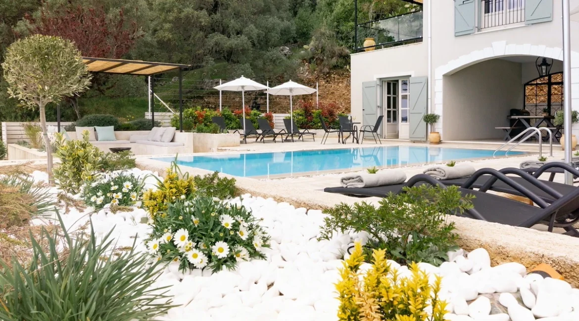 Villa with Private Pool in Barbati Corfu for sale 27