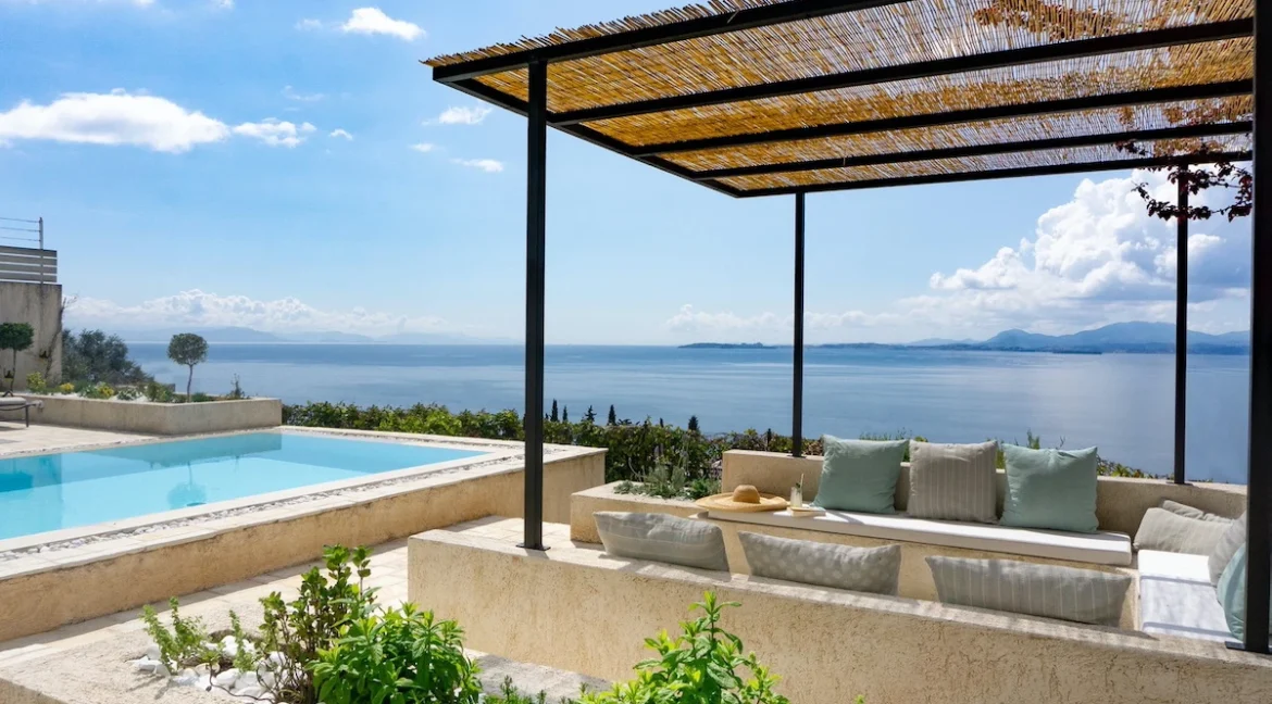 Villa with Private Pool in Barbati Corfu for sale 6