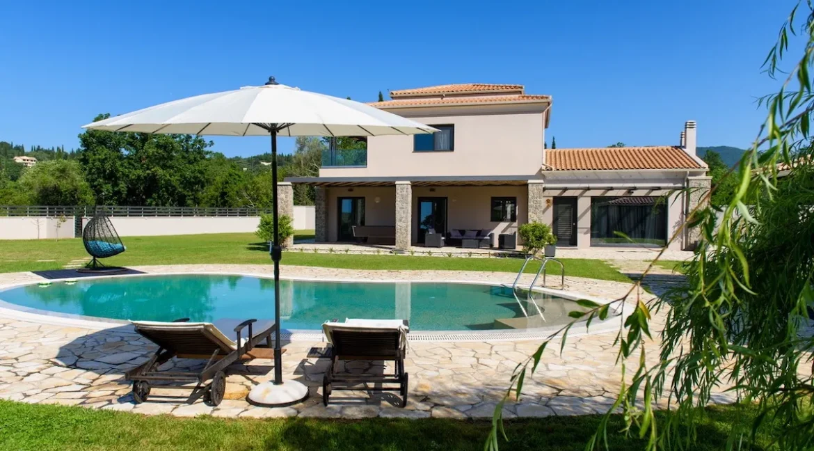 Villa with Private Pool in Corfu Dasia for sale