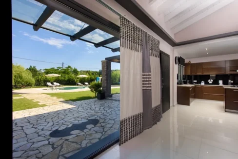 Villa with Private Pool in Corfu Dasia for sale 12