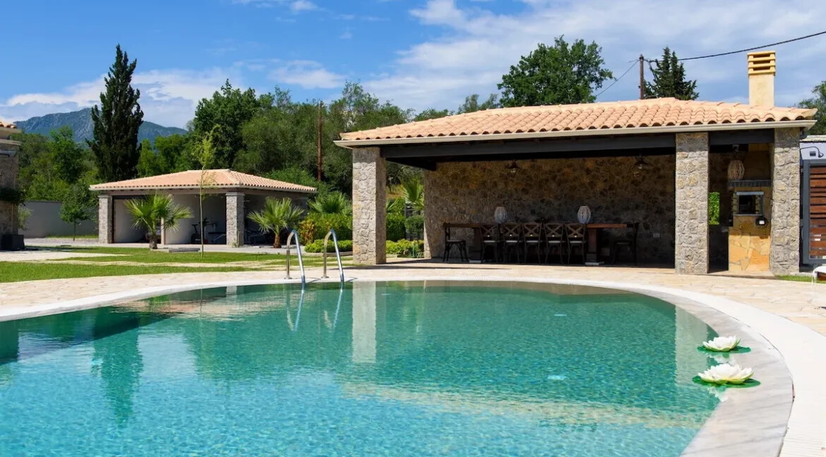 Villa with Private Pool in Corfu Dasia for sale 24