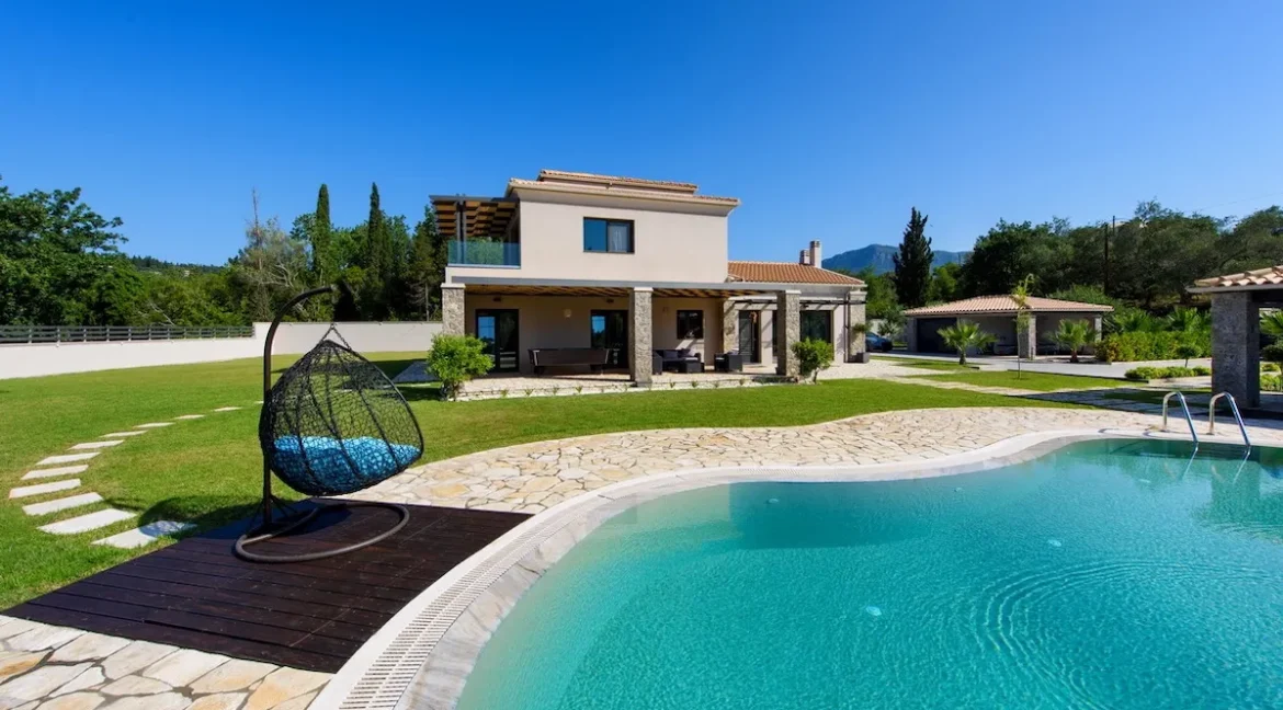 Villa with Private Pool in Corfu Dasia for sale 25