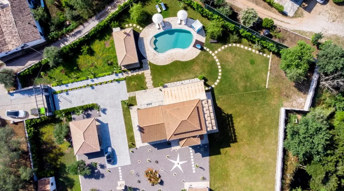 Villa with Private Pool in Corfu Dasia for sale 28