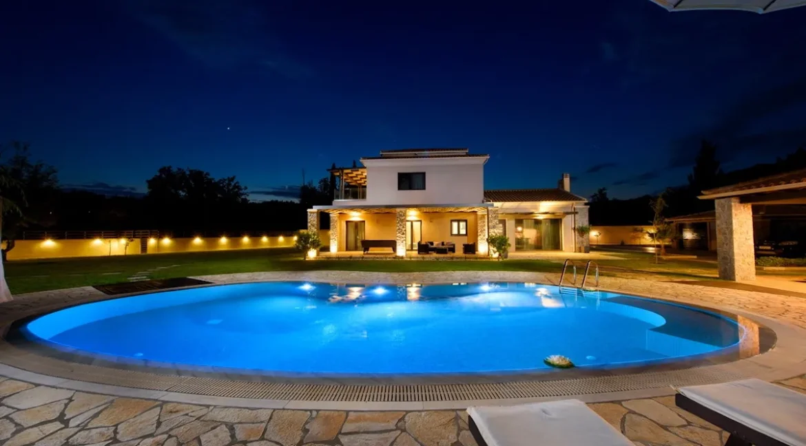 Villa with Private Pool in Corfu Dasia for sale 3