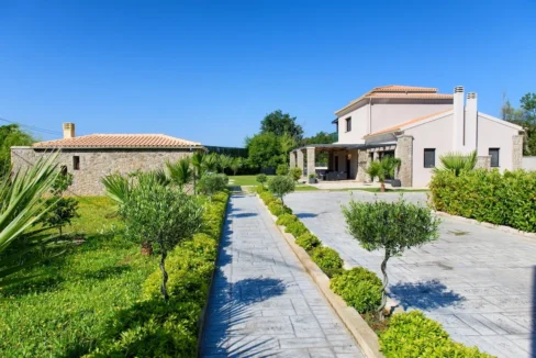 Villa with Private Pool in Corfu Dasia for sale 31