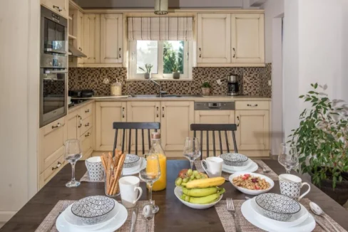 Wonderful 5-Bedroom Family Villa in Corfu For Sale 16