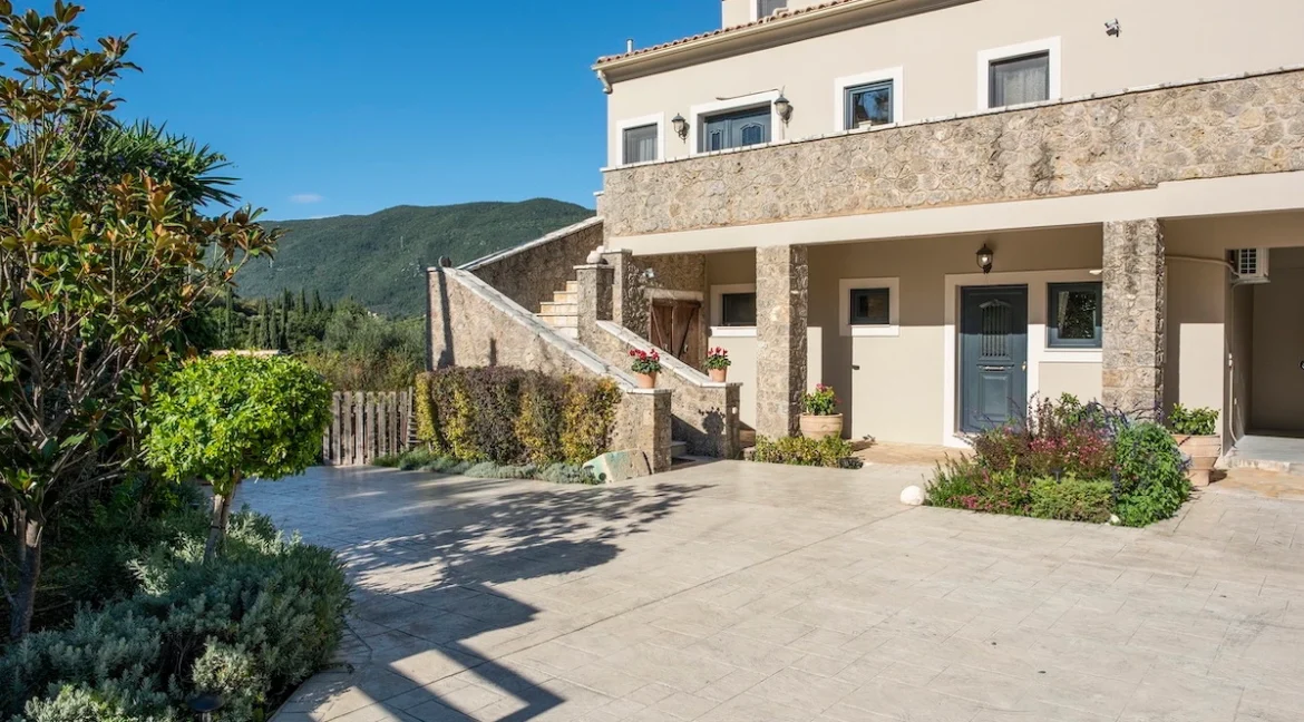 Wonderful 5-Bedroom Family Villa in Corfu For Sale 2