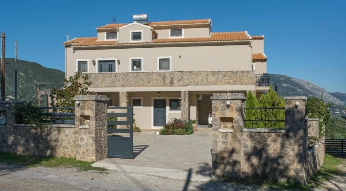 Wonderful 5-Bedroom Family Villa in Corfu For Sale 21