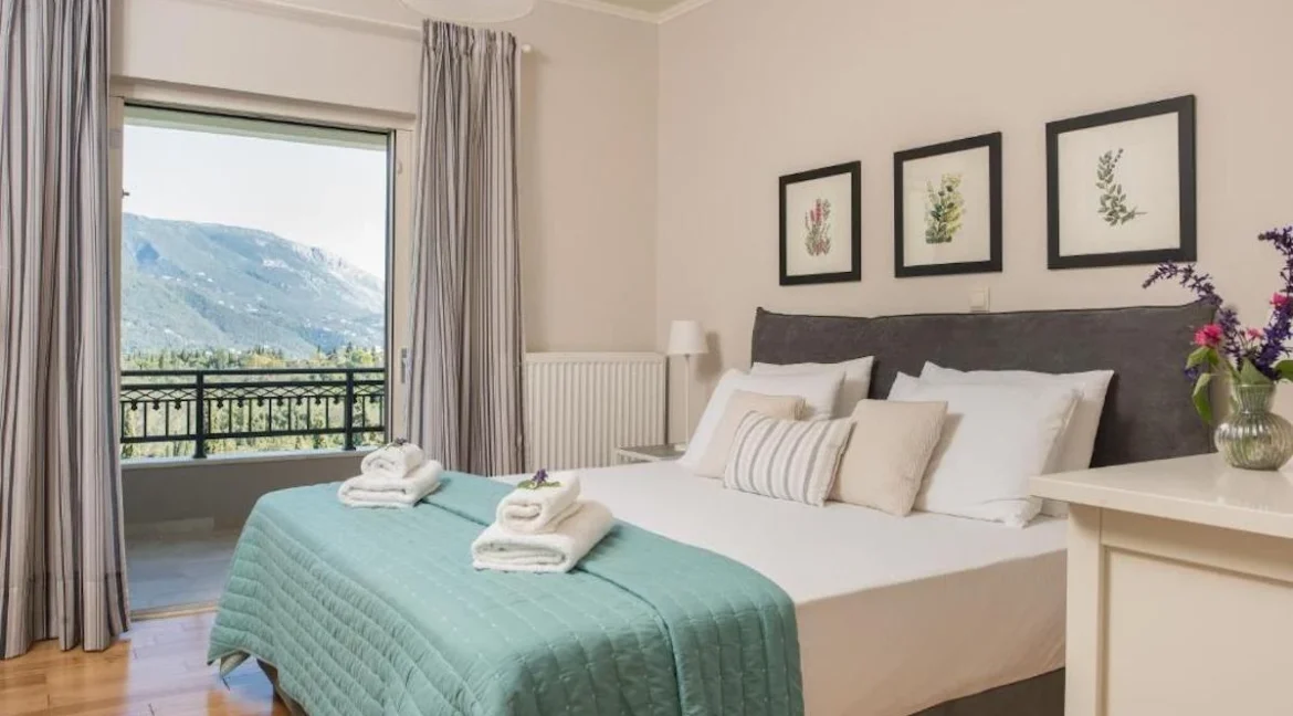 Wonderful 5-Bedroom Family Villa in Corfu For Sale 25