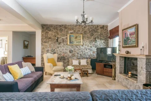 Wonderful 5-Bedroom Family Villa in Corfu For Sale 27