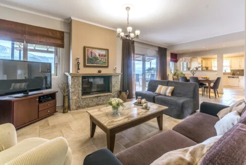 Wonderful 5-Bedroom Family Villa in Corfu For Sale 3