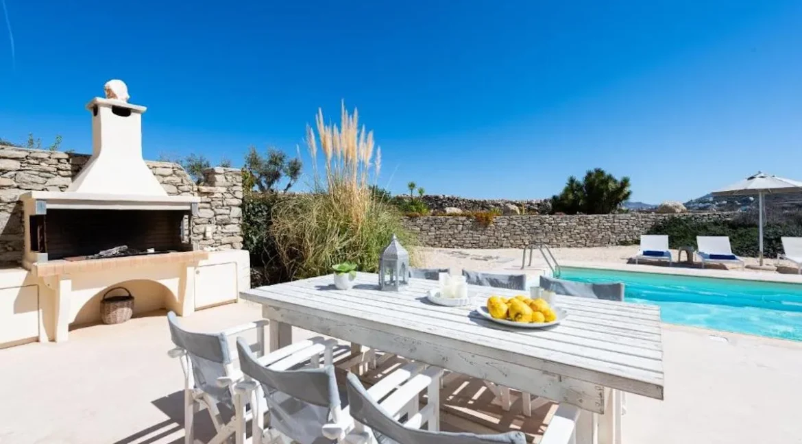 2 Villas for sale Parasporos Paros 8