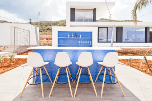 6 bedroom Seafront villa in Zakynthos Island 16