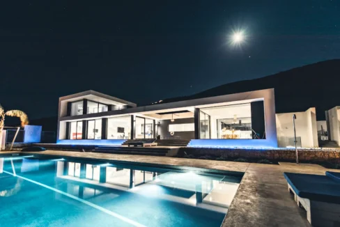 6 bedroom Seafront villa in Zakynthos Island 18