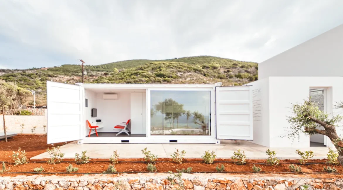 6 bedroom Seafront villa in Zakynthos Island 5