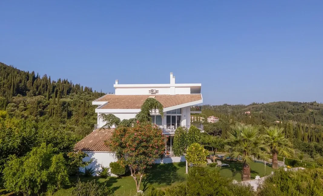Amazing Villa in South Corfu for sale 14