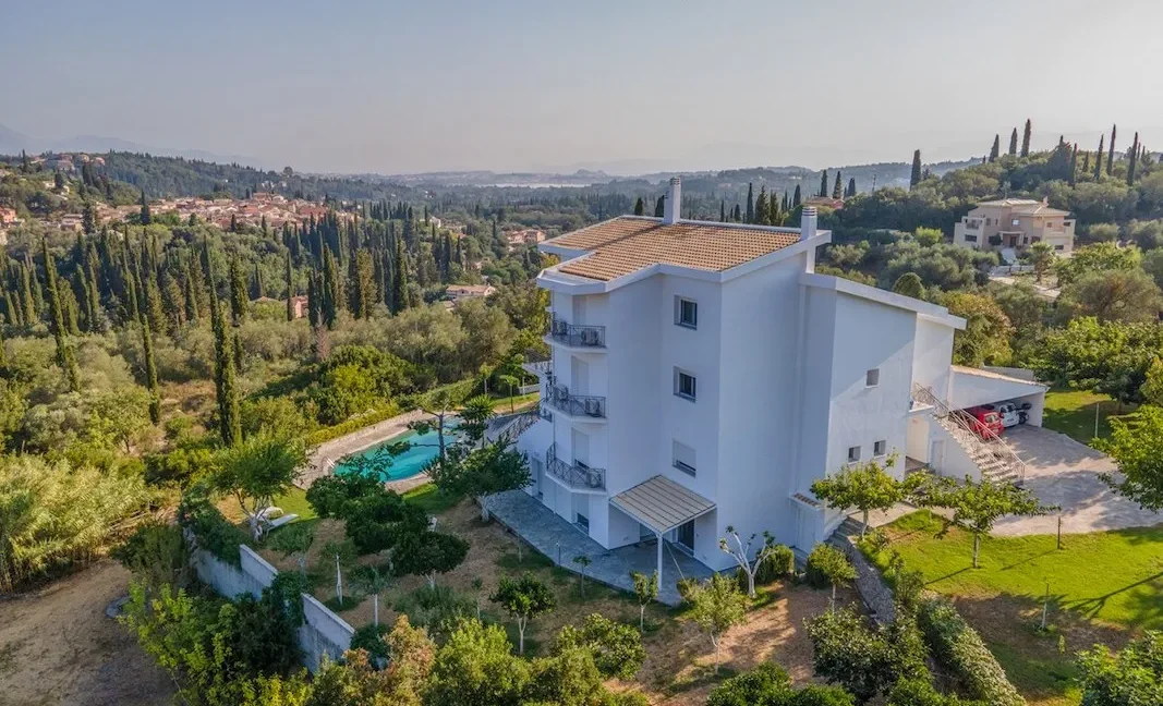 Amazing Villa in South Corfu for sale 15