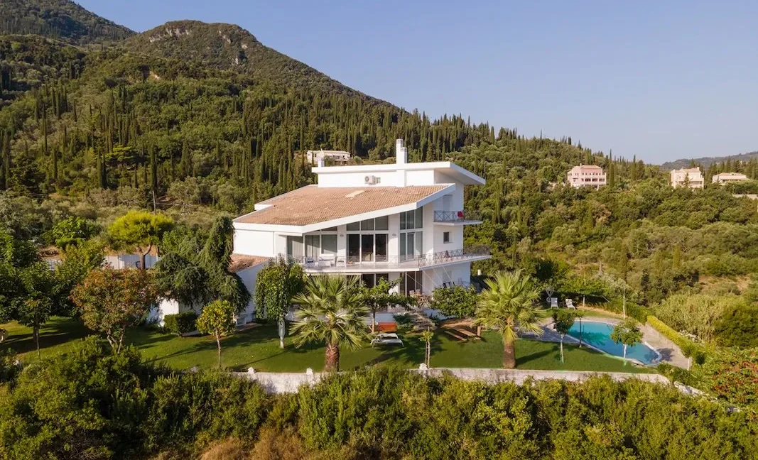 Amazing Villa in South Corfu for sale 16