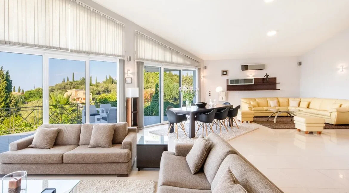 Amazing Villa in South Corfu for sale 26