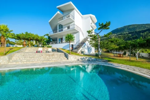 Amazing Villa in South Corfu for sale