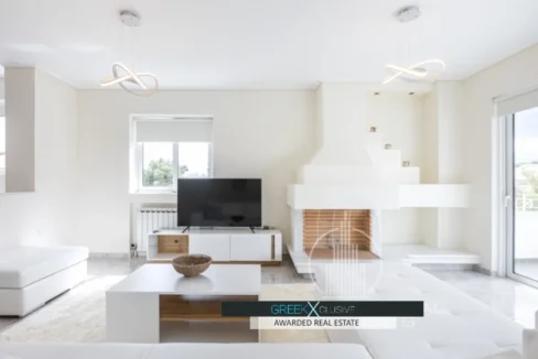 For Rent: Furnished apartment in the heart of Voula, Athens 12