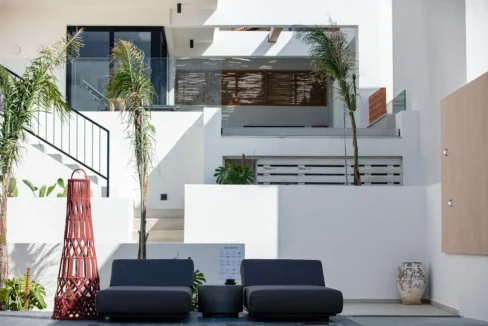 Impressive Contemporary Property in Ammoudi Rethymno, South Crete 9