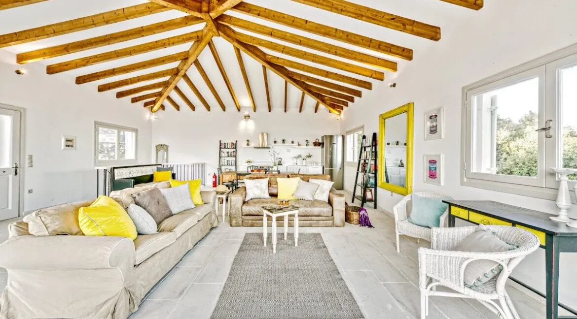 Luxurious Hilltop Retreat in Nissaki, Corfu 15