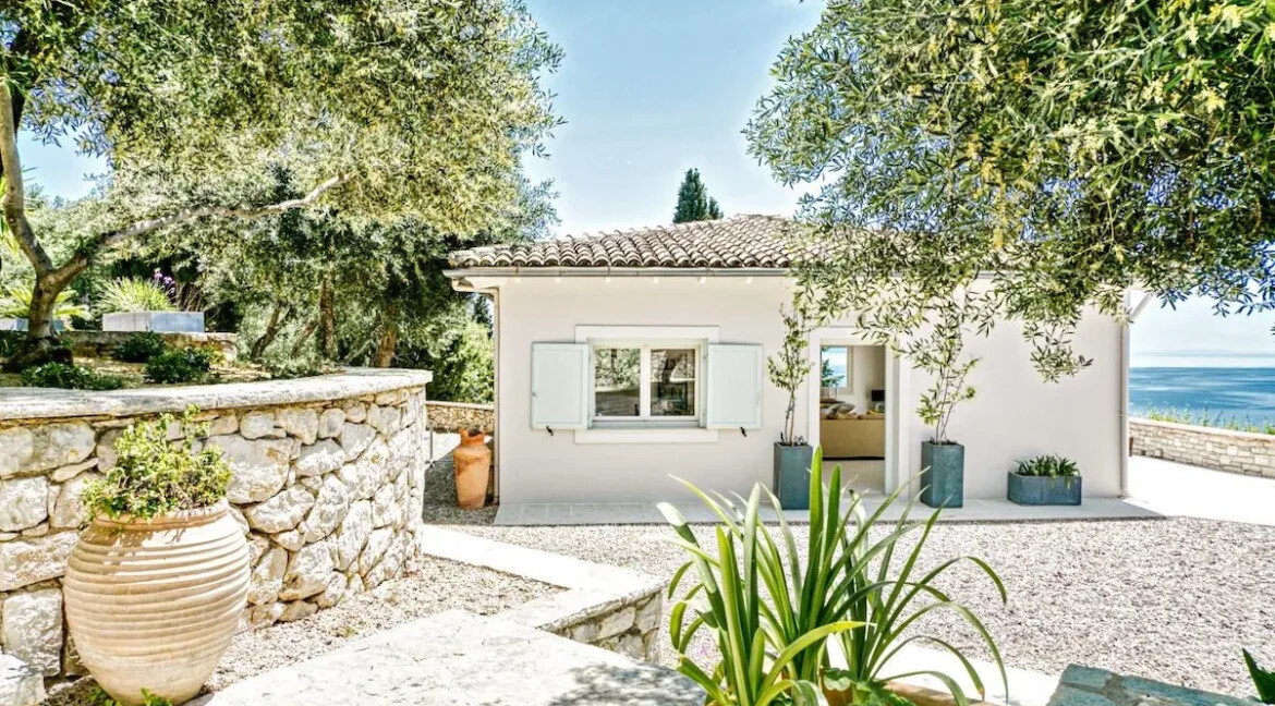 Luxurious Hilltop Retreat in Nissaki, Corfu 17