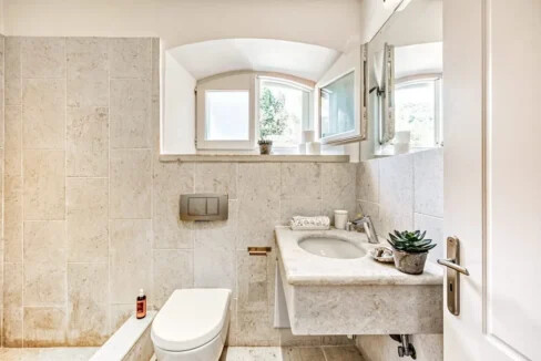 Luxurious Hilltop Retreat in Nissaki, Corfu 18