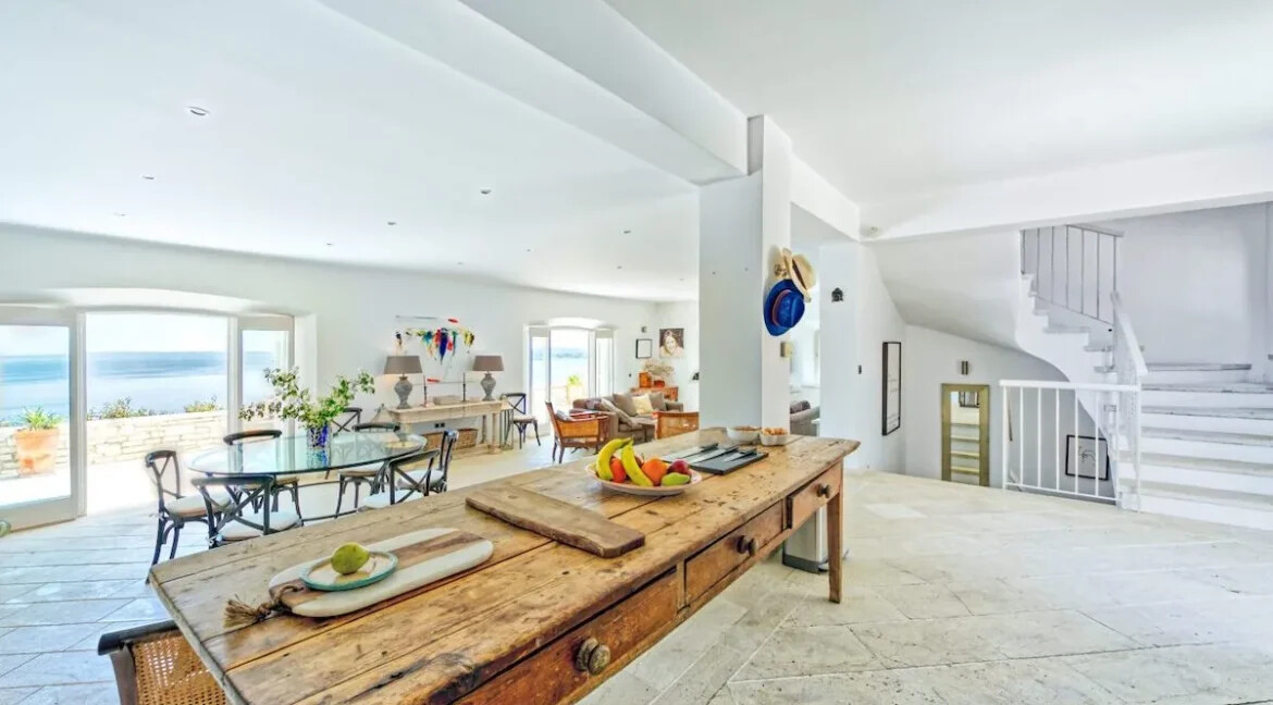 Luxurious Hilltop Retreat in Nissaki, Corfu 24