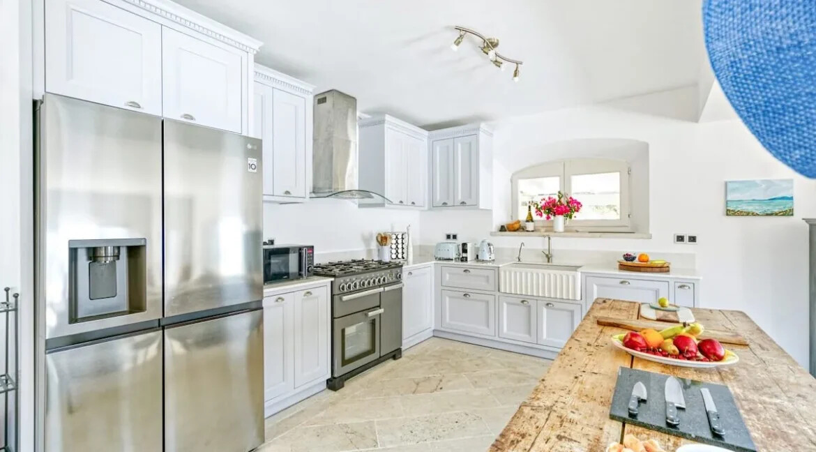 Luxurious Hilltop Retreat in Nissaki, Corfu 26