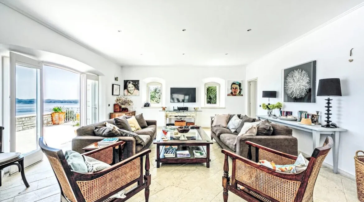 Luxurious Hilltop Retreat in Nissaki, Corfu 27