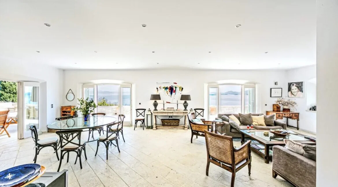 Luxurious Hilltop Retreat in Nissaki, Corfu 29