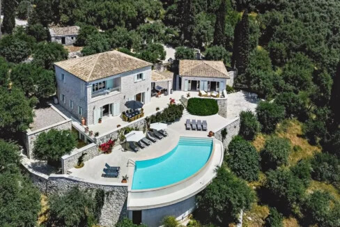 Luxurious Hilltop Retreat in Nissaki, Corfu 38