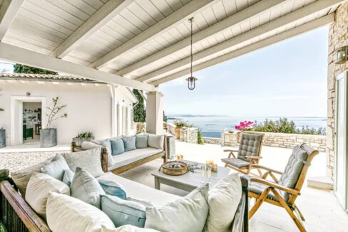 Luxurious Hilltop Retreat in Nissaki, Corfu 9
