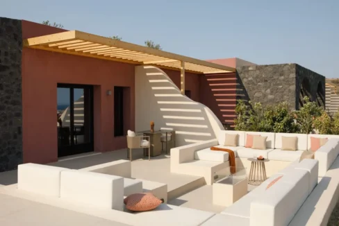 Luxurious Hotel for Sale in Oia, Santorini 9