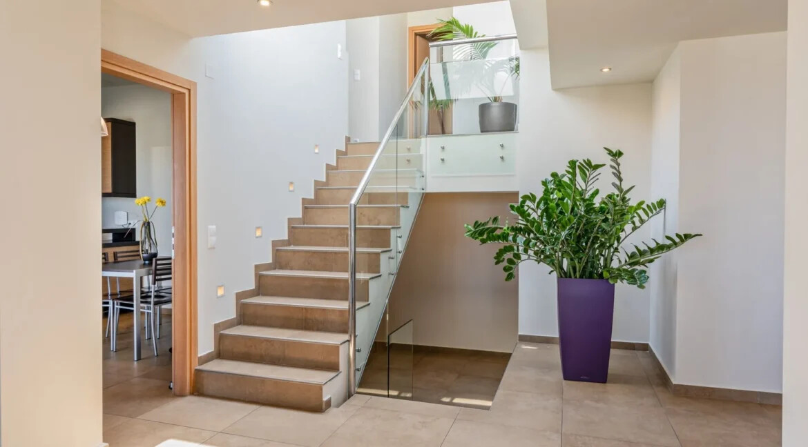 Luxurious sea-view villa in Rethymno Crete for Sale 29