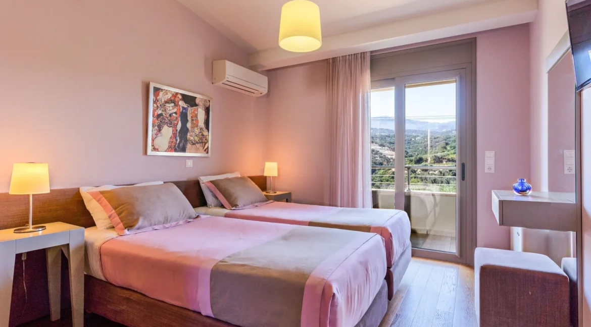 Luxurious sea-view villa in Rethymno Crete for Sale 30