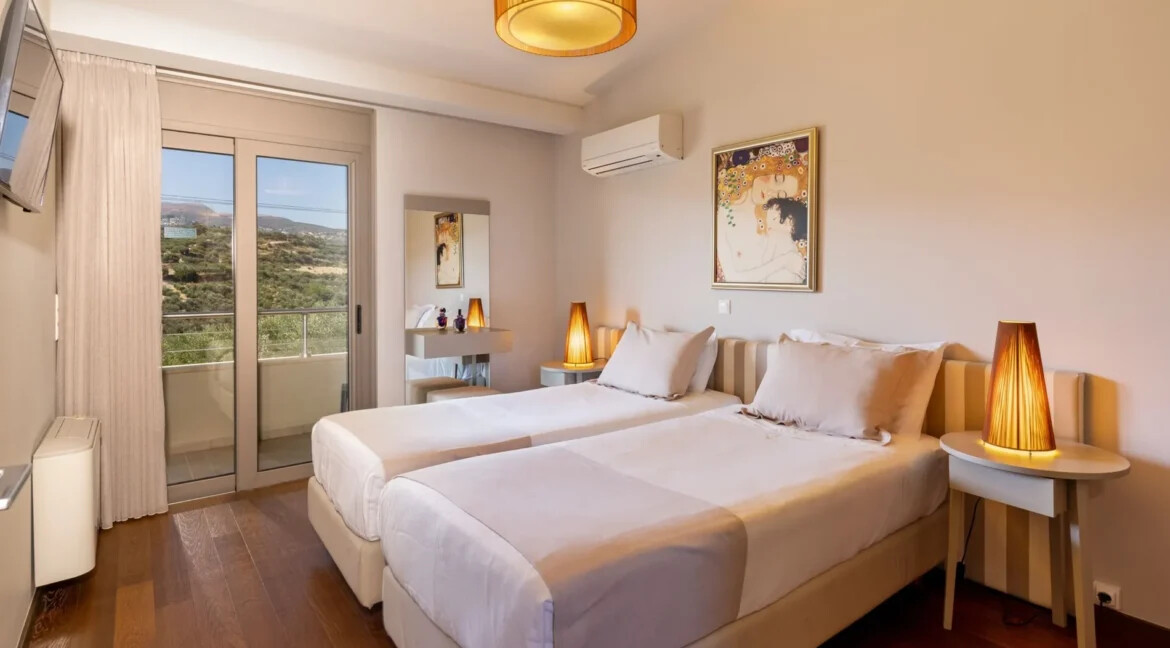 Luxurious sea-view villa in Rethymno Crete for Sale 31