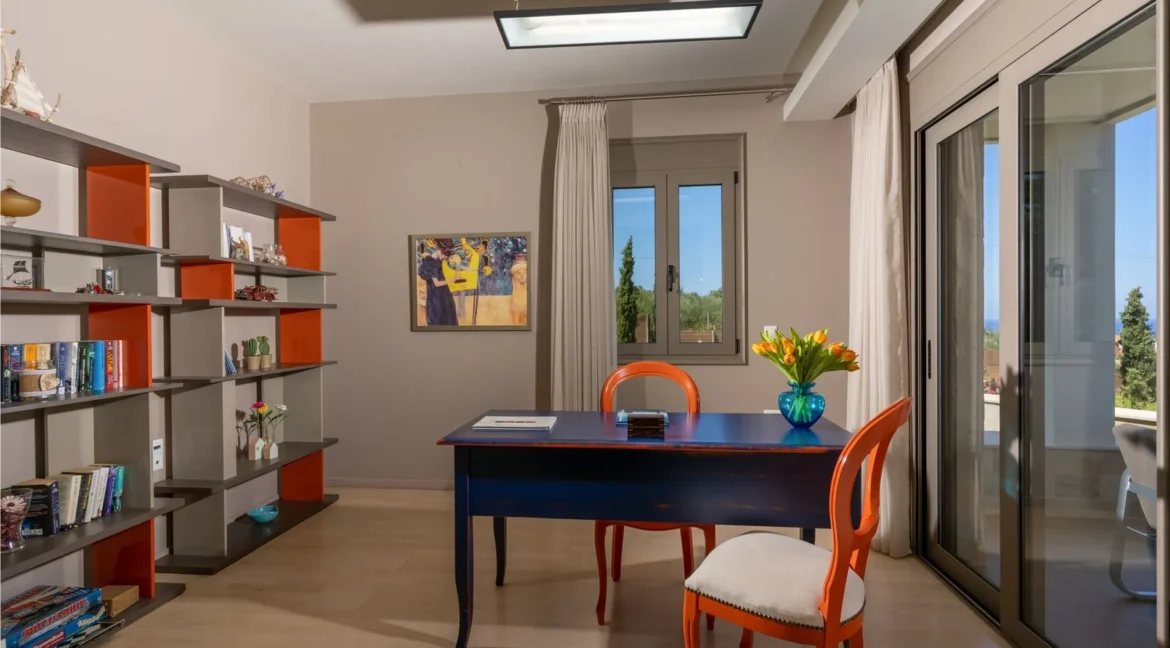 Luxurious sea-view villa in Rethymno Crete for Sale 34
