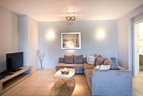 Luxurious sea-view villa in Rethymno Crete for Sale 35