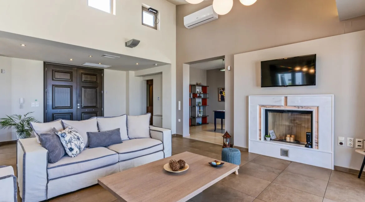 Luxurious sea-view villa in Rethymno Crete for Sale 36