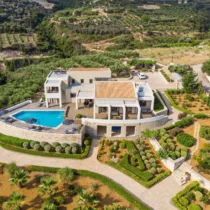 Luxurious sea-view villa in Rethymno Crete for Sale