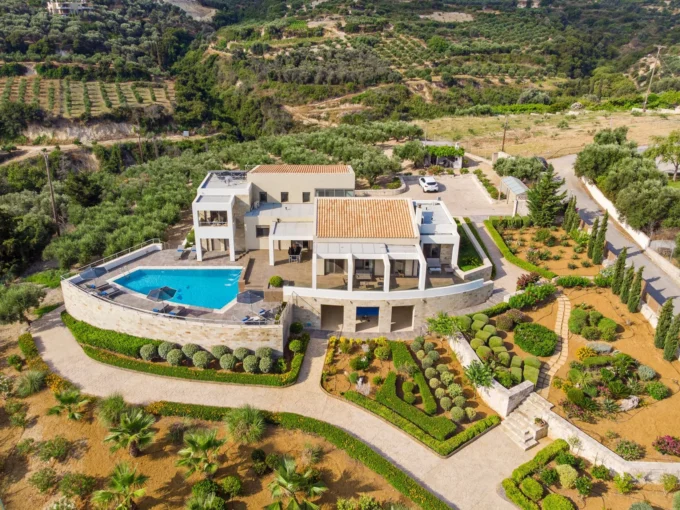 Luxurious sea-view villa in Rethymno Crete for Sale