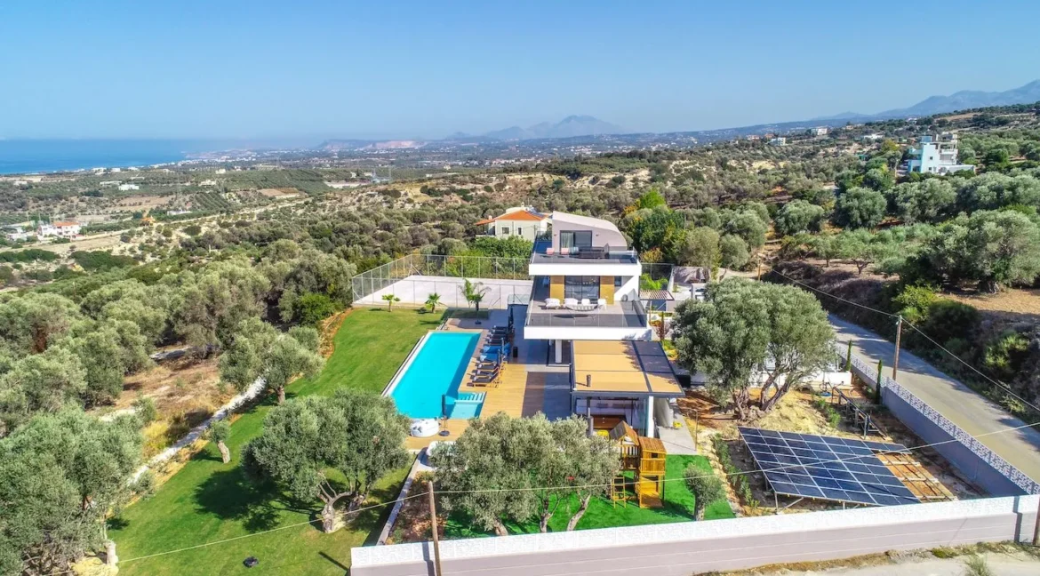 Luxury Seaview Villa near Rethymno Crete for sale 38