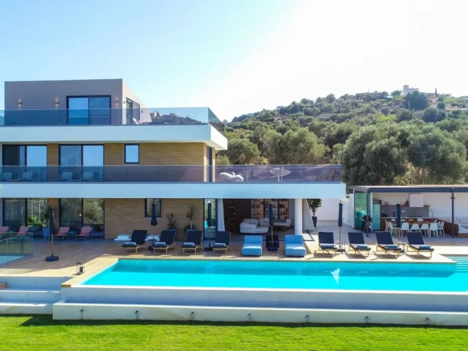 Luxury Seaview Villa near Rethymno Crete for sale