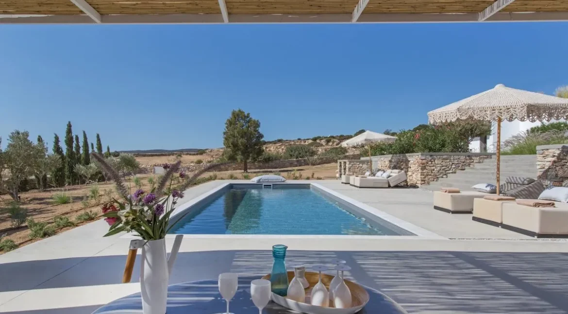 Outstanding Villa in Paros for sale 17