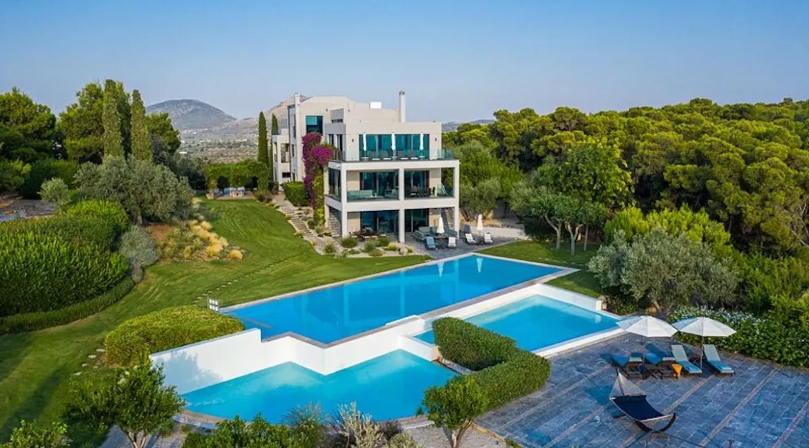 Prime Property for sale in Porto Heli with Spectacular Sea Views 16