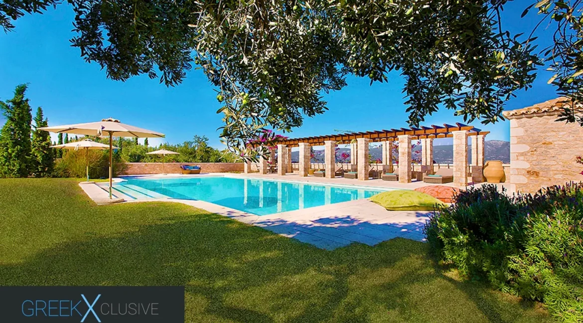 Private Retreat for sale in Porto Heli, by the Sea 16