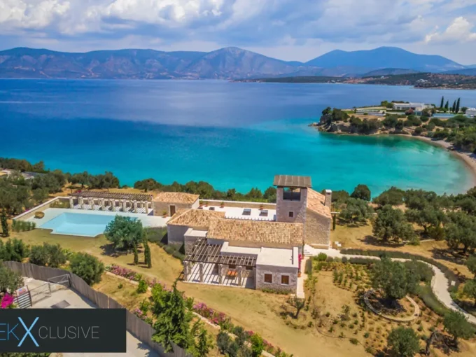 Private Retreat for sale in Porto Heli, by the Sea